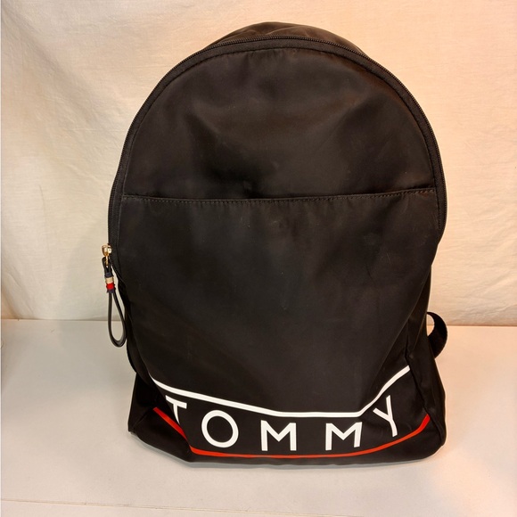 TOMMY HILFIGER BACKPACK SHOULDER BAG - Picture 1 of 5